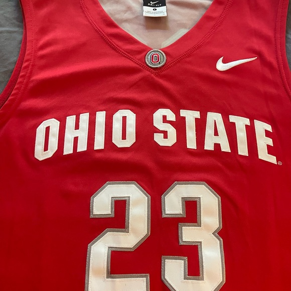 NIKE OHIO STATE BASKETBALL JERSEY #23. Excellent condition! - Picture 3 of 11